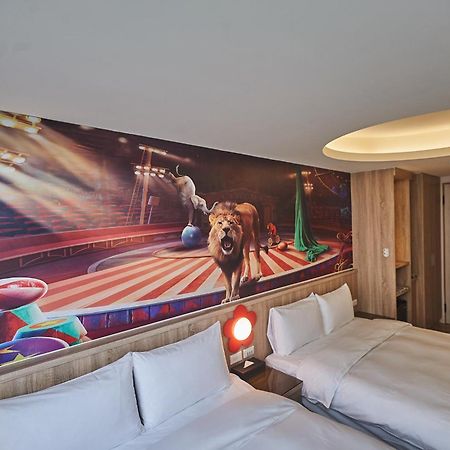Sung Tai Hotel Каосюн Екстериор снимка