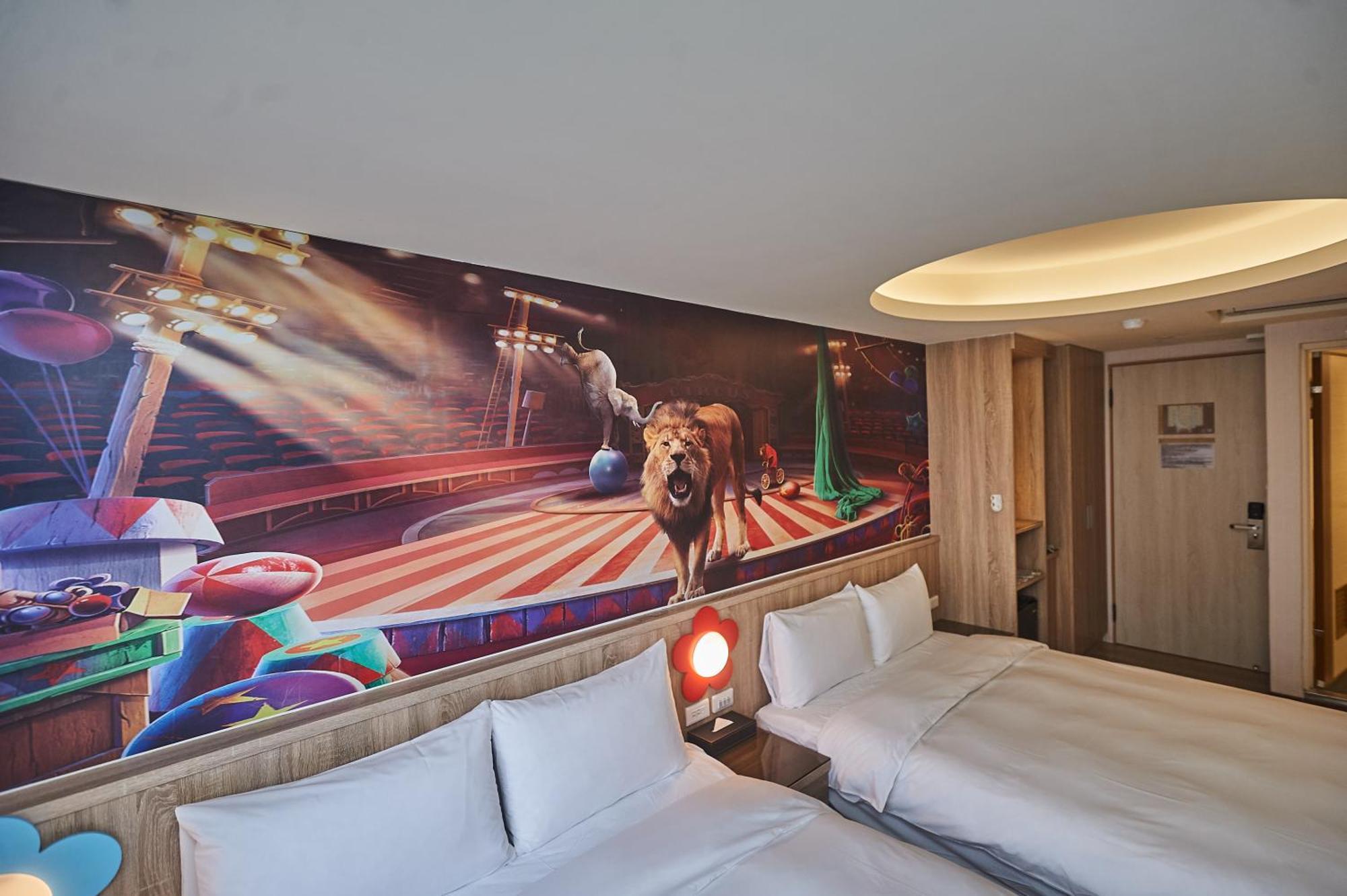 Sung Tai Hotel Каосюн Екстериор снимка
