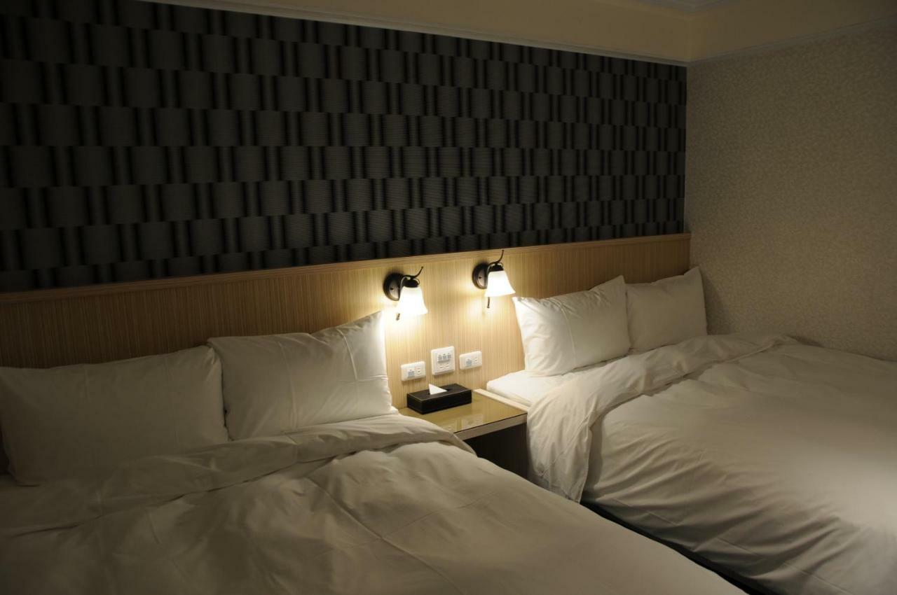 Sung Tai Hotel Каосюн Екстериор снимка