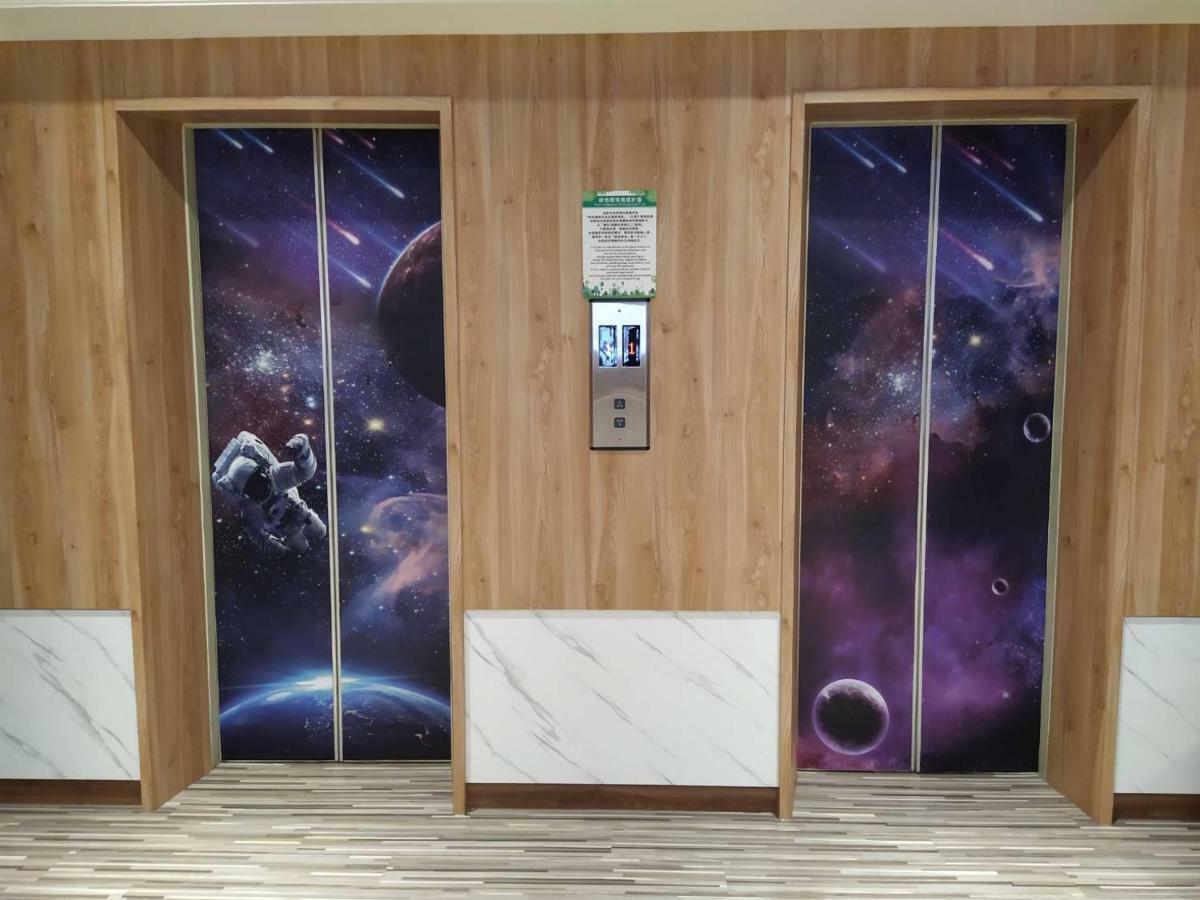 Sung Tai Hotel Каосюн Екстериор снимка