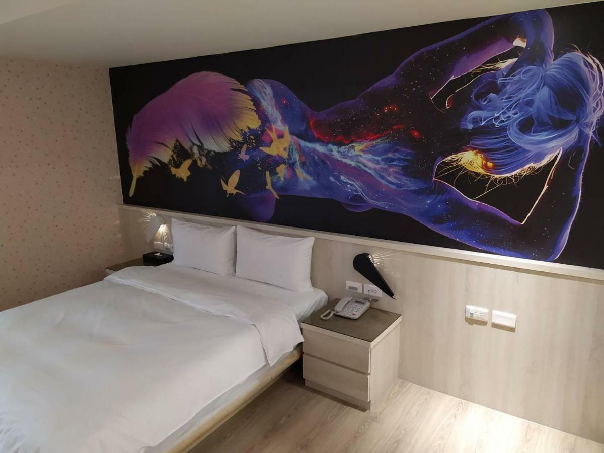 Sung Tai Hotel Каосюн Екстериор снимка