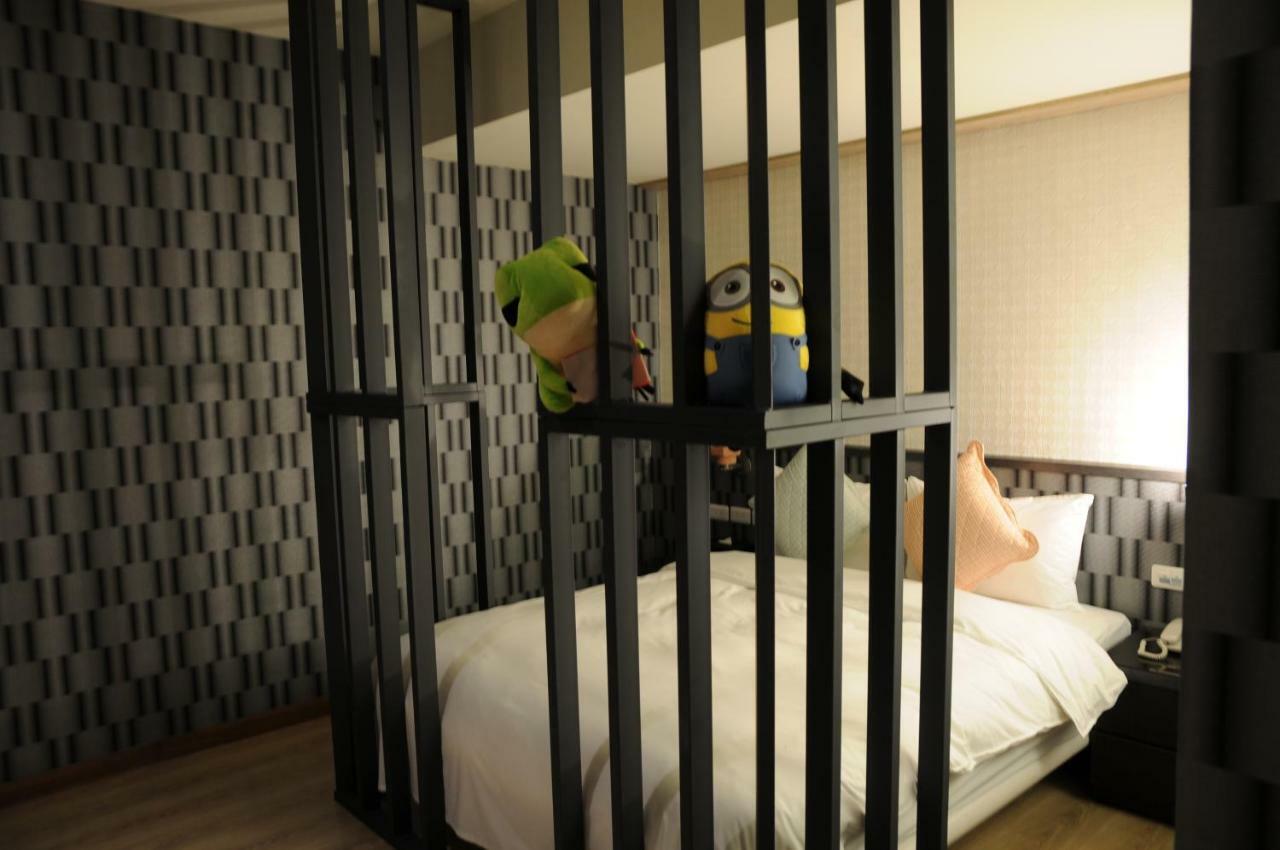 Sung Tai Hotel Каосюн Екстериор снимка